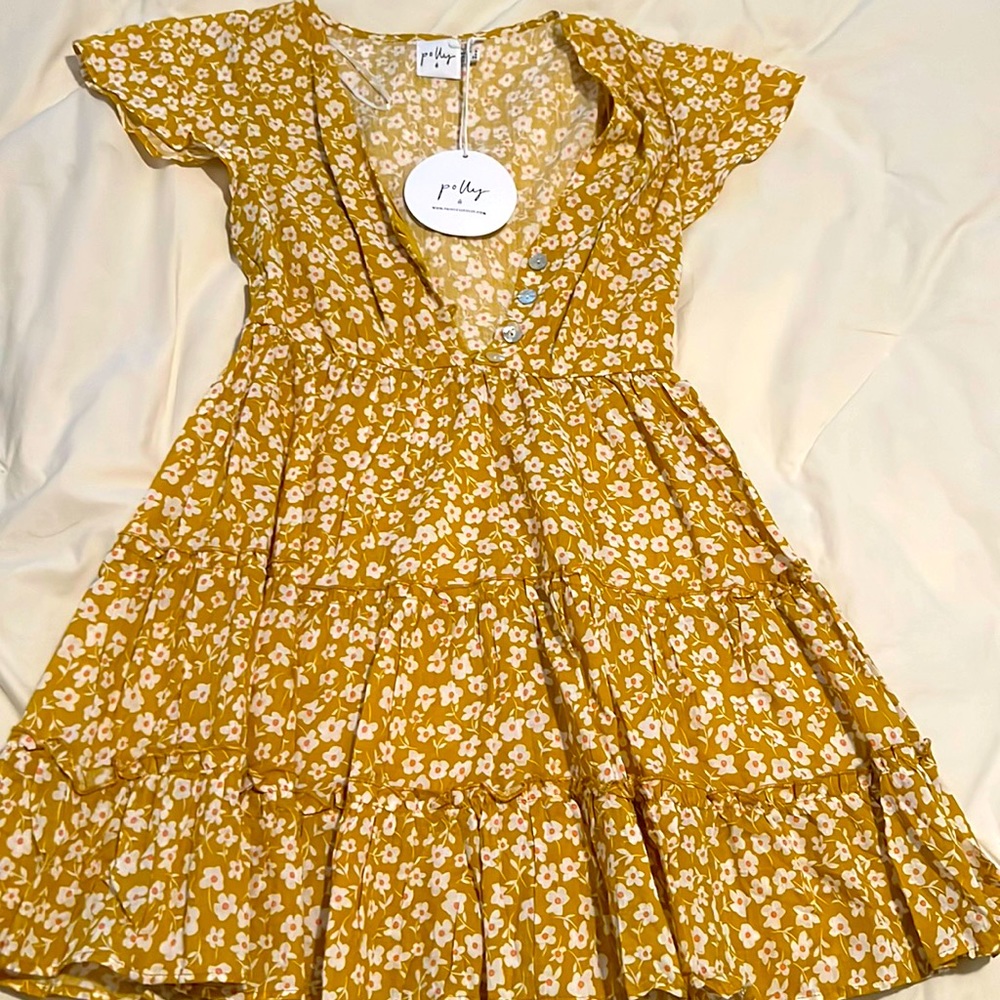 Princess Polly Dress, never been worn perfect for summer!